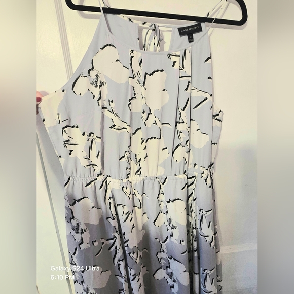 Lane Bryant Lavender and White Maxi Dress - Picture 5 of 6